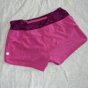 LULULEMON Womens Running Speed 2.5" Pink Purple Short‎ Sz 4